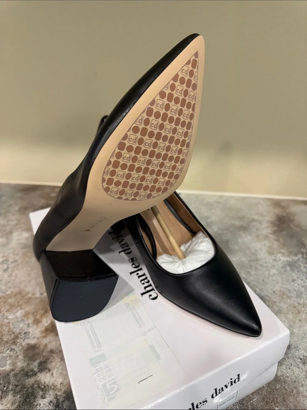 Charles David Black Pointed Leather Pumps